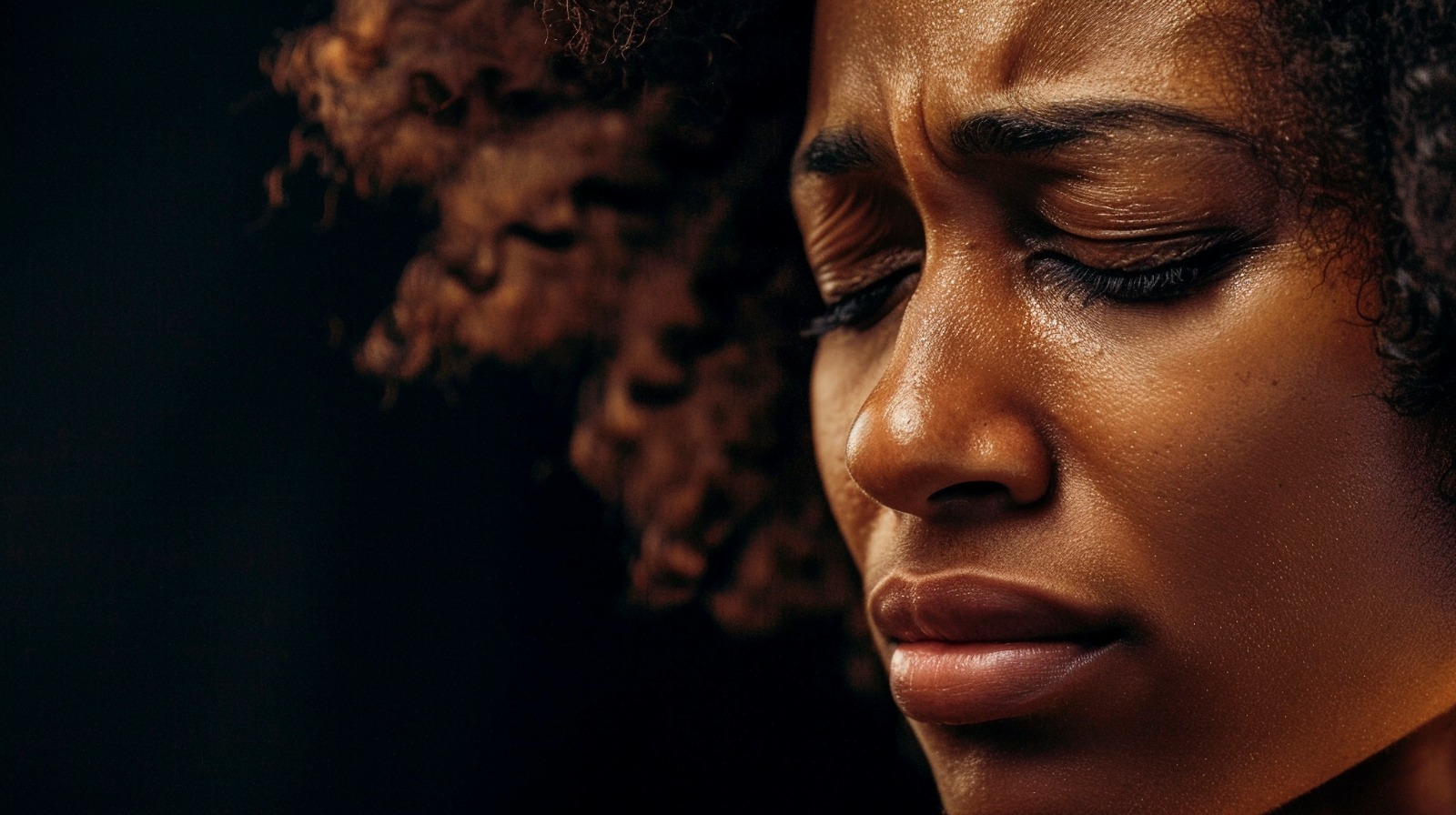 Minute de silence contre les féminicides en Guadeloupe - visuel 3